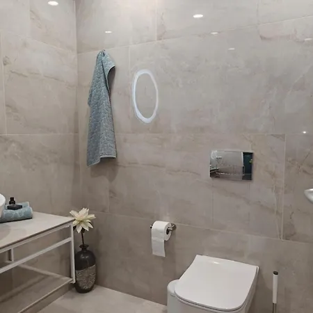 Azzurro - уютно и удобно Apartman Várna