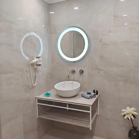 Azzurro - уютно и удобно * Βάρνα