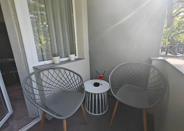 Azzurro - уютно и удобно 瓦爾納